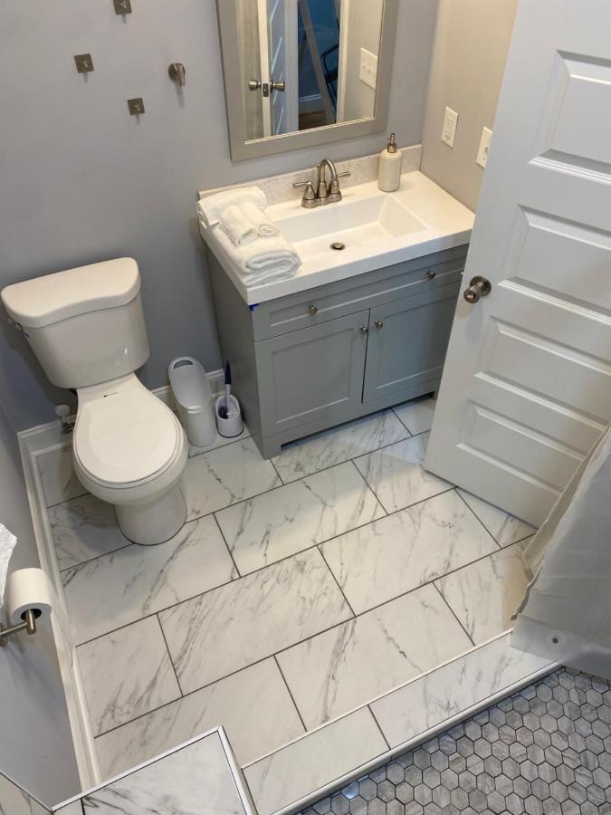 Appartamento La Casa Grande Hosting Whitsett Esterno foto
