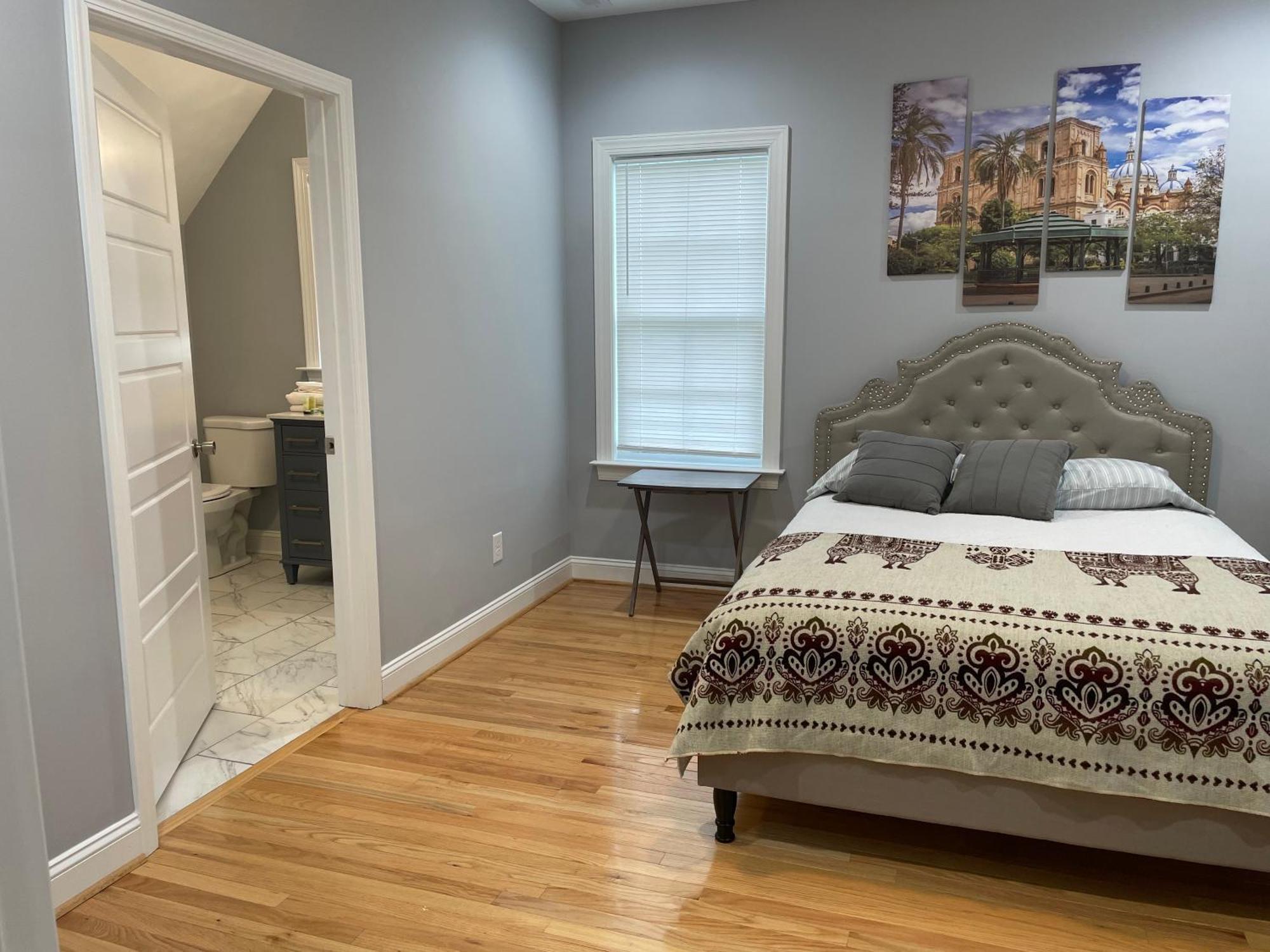 Appartamento La Casa Grande Hosting Whitsett Esterno foto